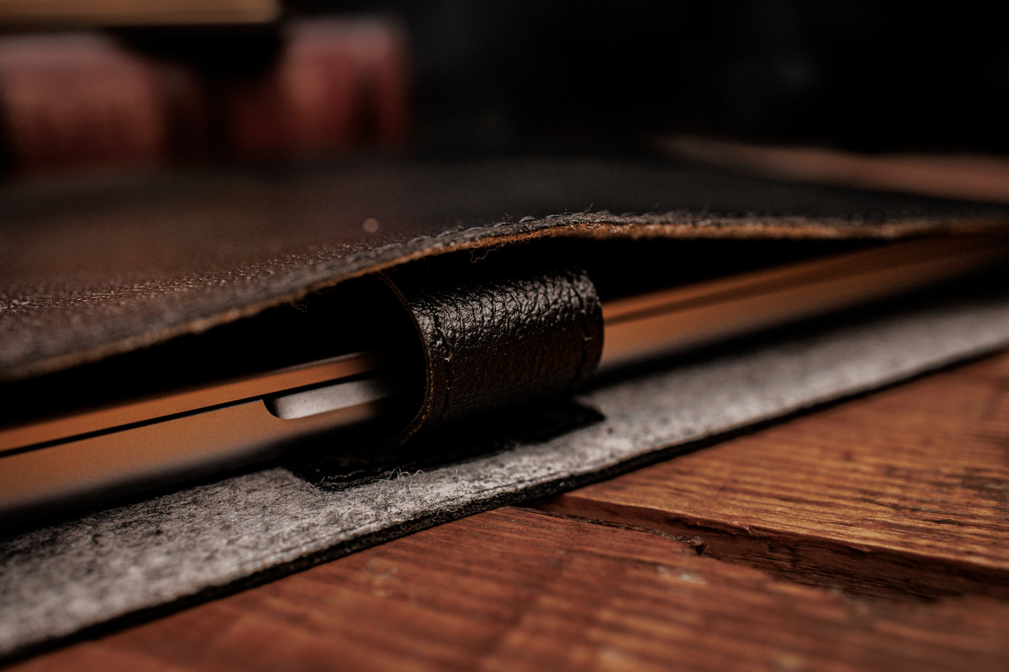 Noir laptop sleeve